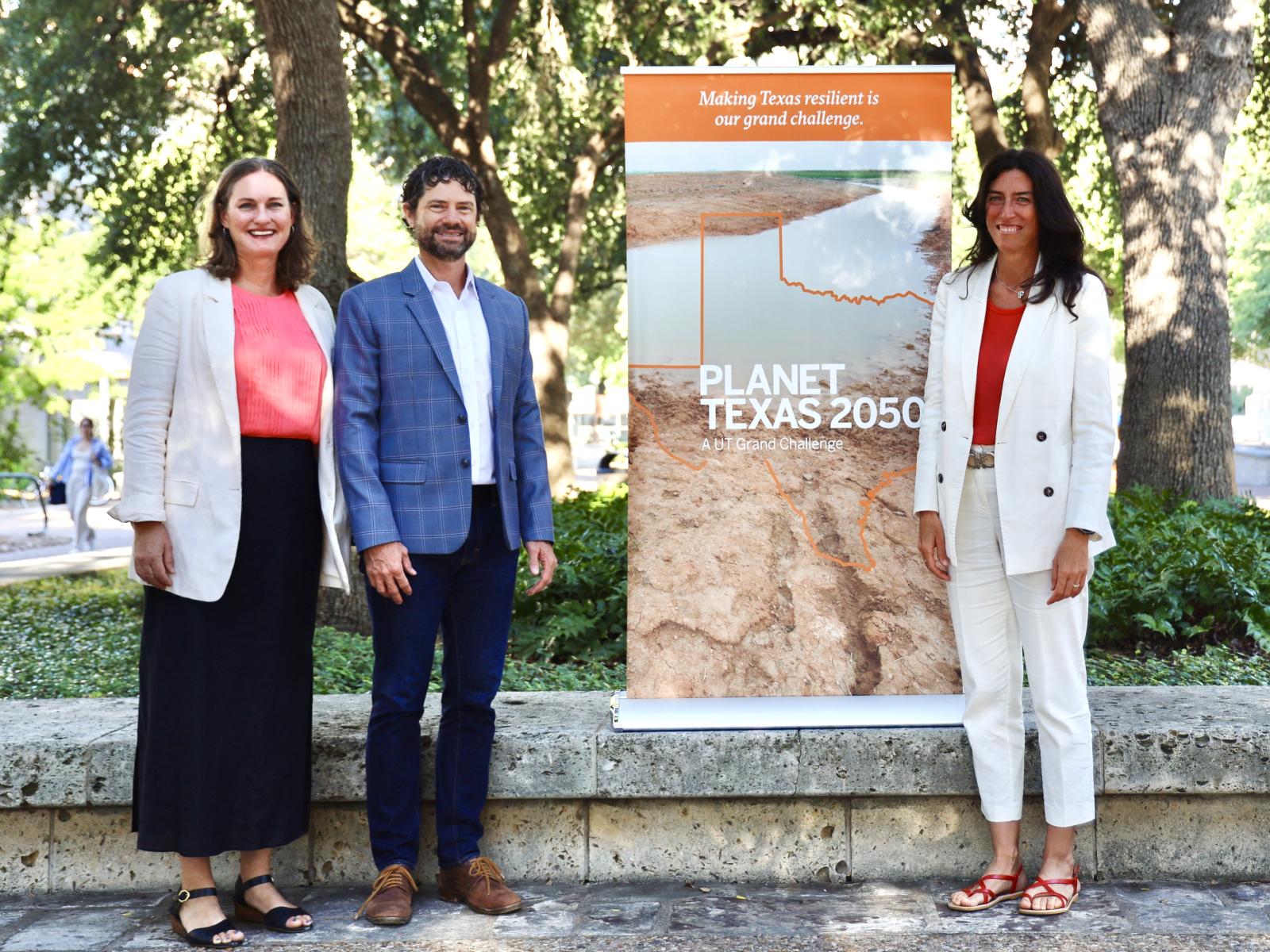 Planet Texas Waves Goodbye to Outgoing Chair Paola Passalacqua and Says Hello to Incoming Co-chairs Katherine Lieberknecht and Patrick Bixler Planet Texas Waves Goodbye to Outgoing Chair Paola Passalacqua and Says Hello to Incoming Co-chairs Katherine Lieberknecht and Patrick Bixler